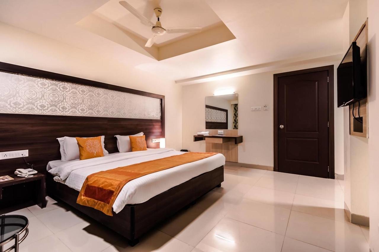 Hotel Veer Residency Panvel Eksteriør bilde