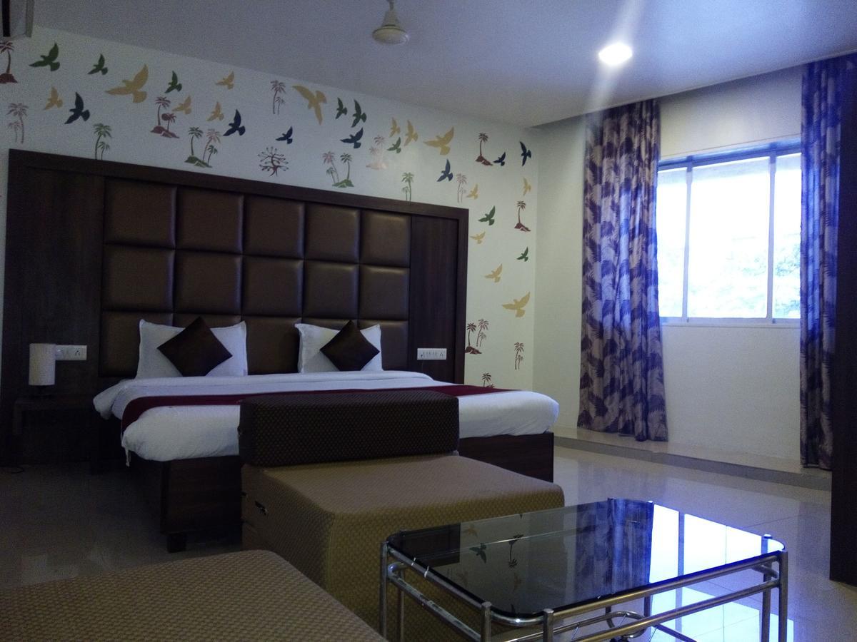 Hotel Veer Residency Panvel Eksteriør bilde