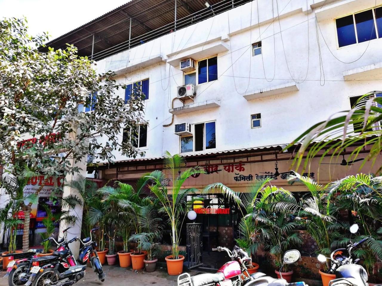 Hotel Veer Residency Panvel Eksteriør bilde