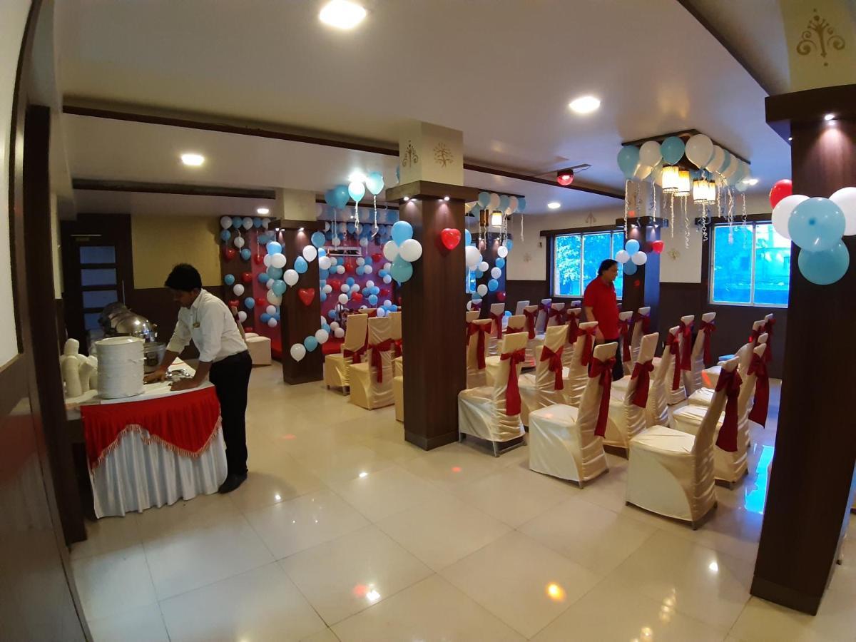 Hotel Veer Residency Panvel Eksteriør bilde